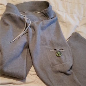 Lululemon jogging pants
